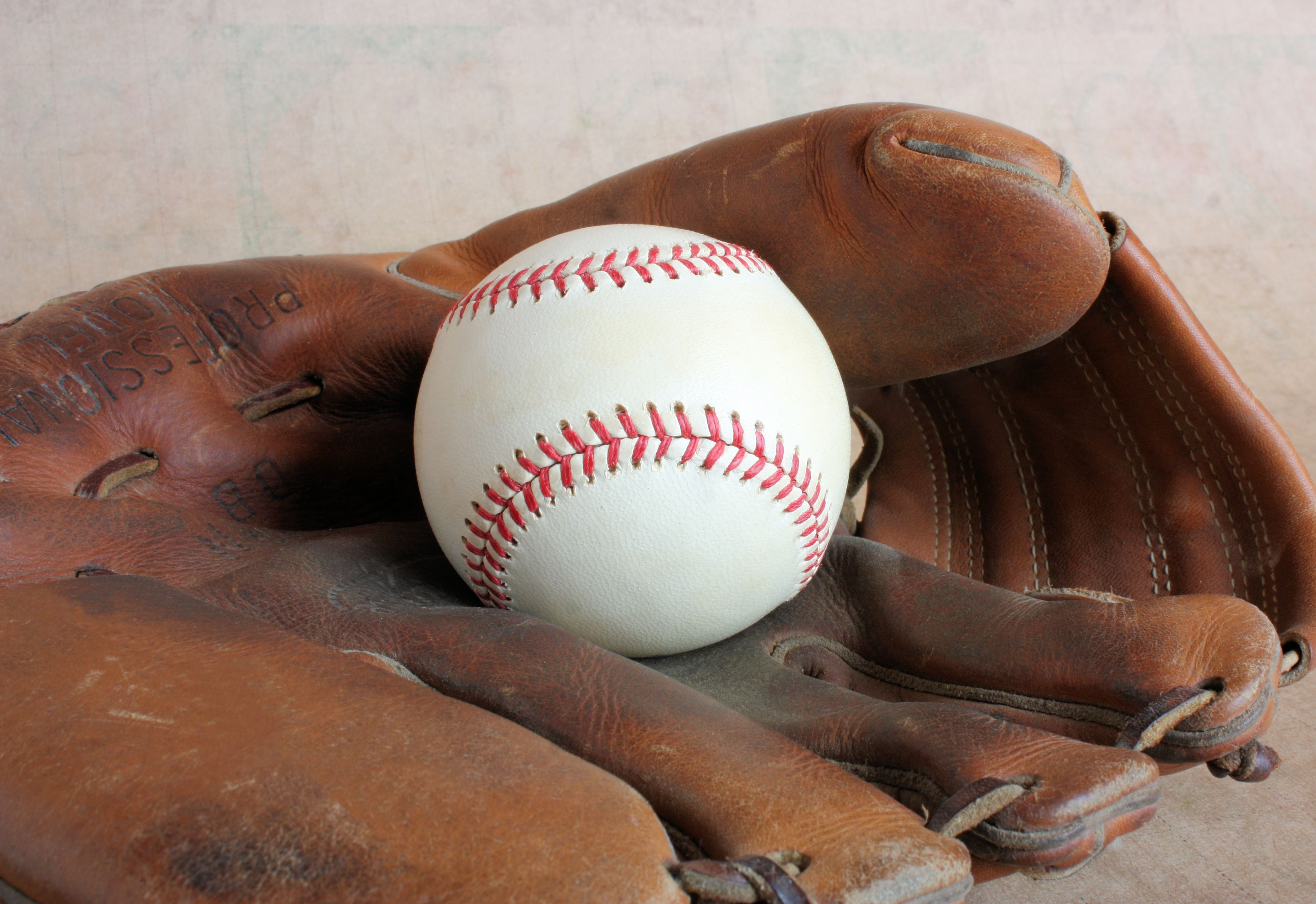 softball ball